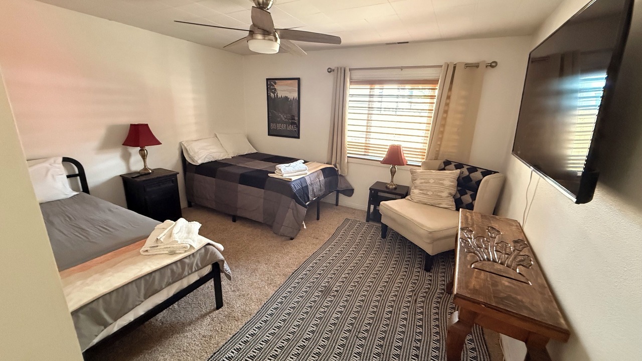 Photo of Bedroom in Fawnskin