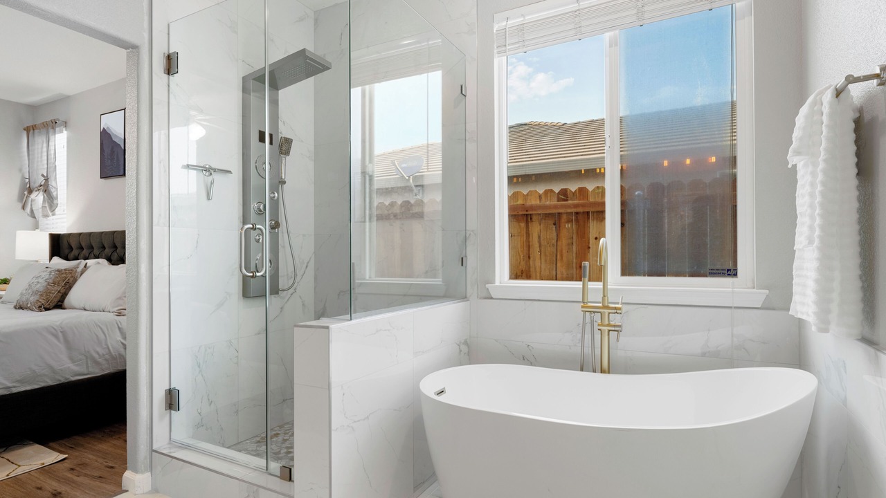 Photo of Bathroom in Linda