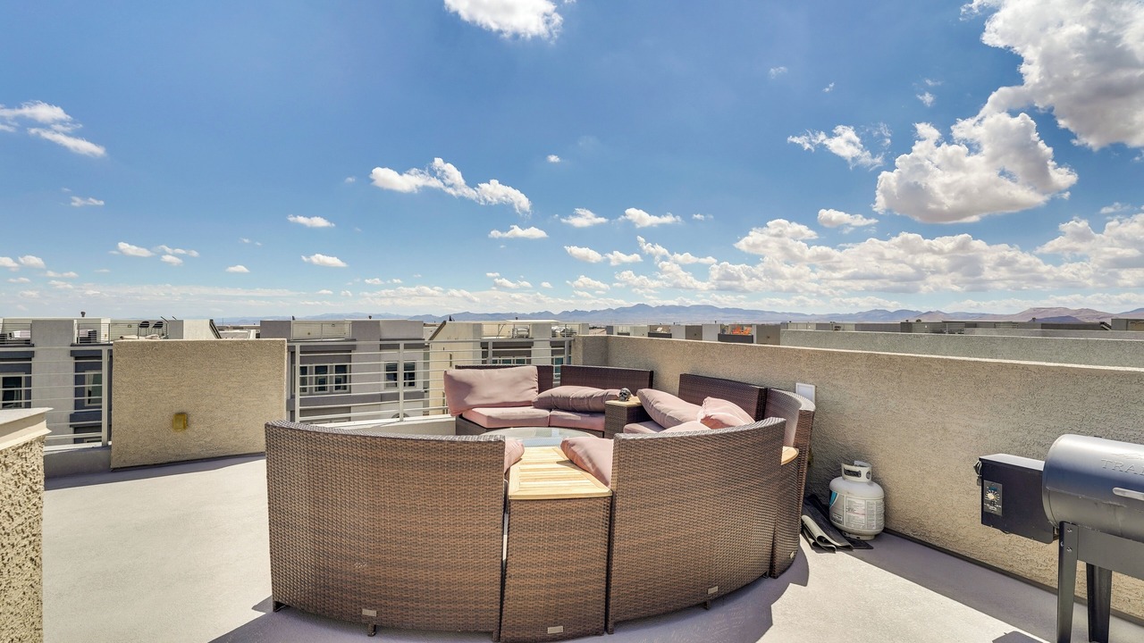 Photo of Patio Balcony in Enterprise
