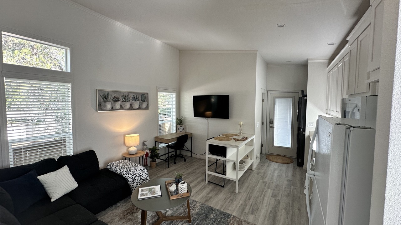 Photo of Livingroom in Poway