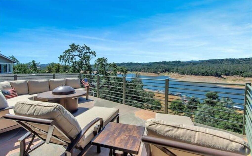Photo of Patio Balcony in Oak Shores