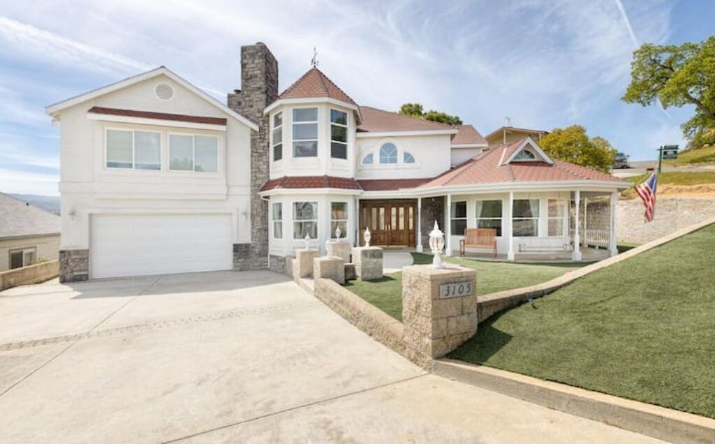 Photo of Outdoor in Oak Shores