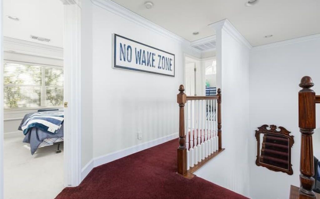 Photo of Bedroom in Oak Shores