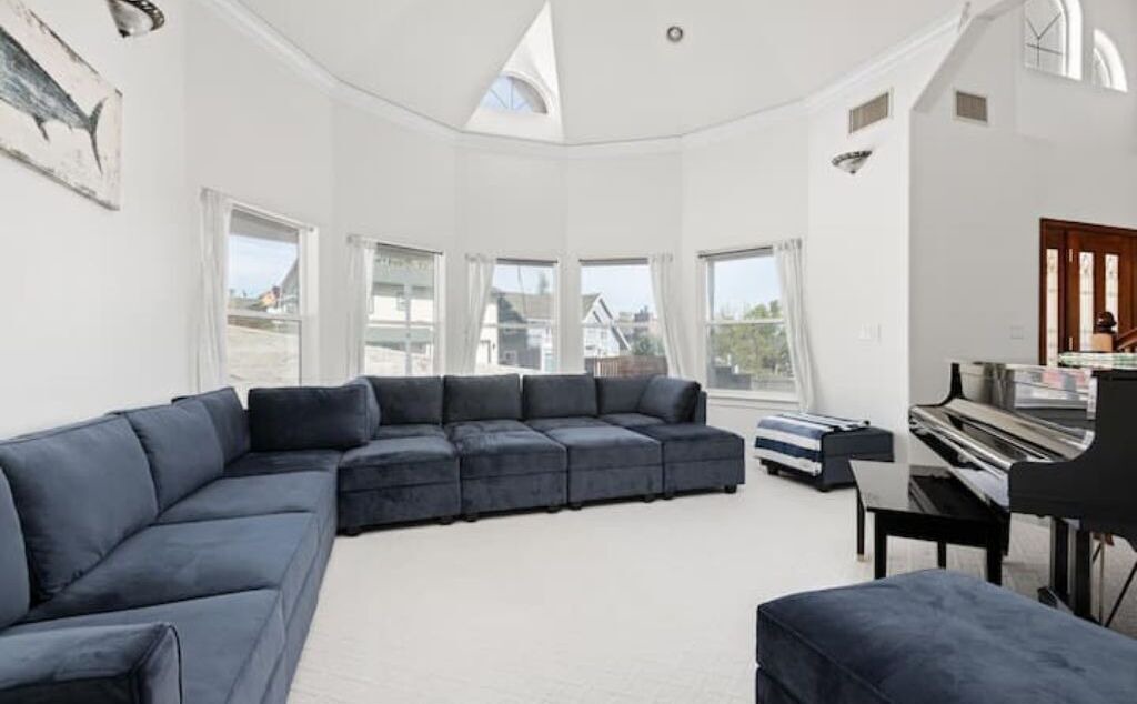 Photo of Livingroom in Oak Shores