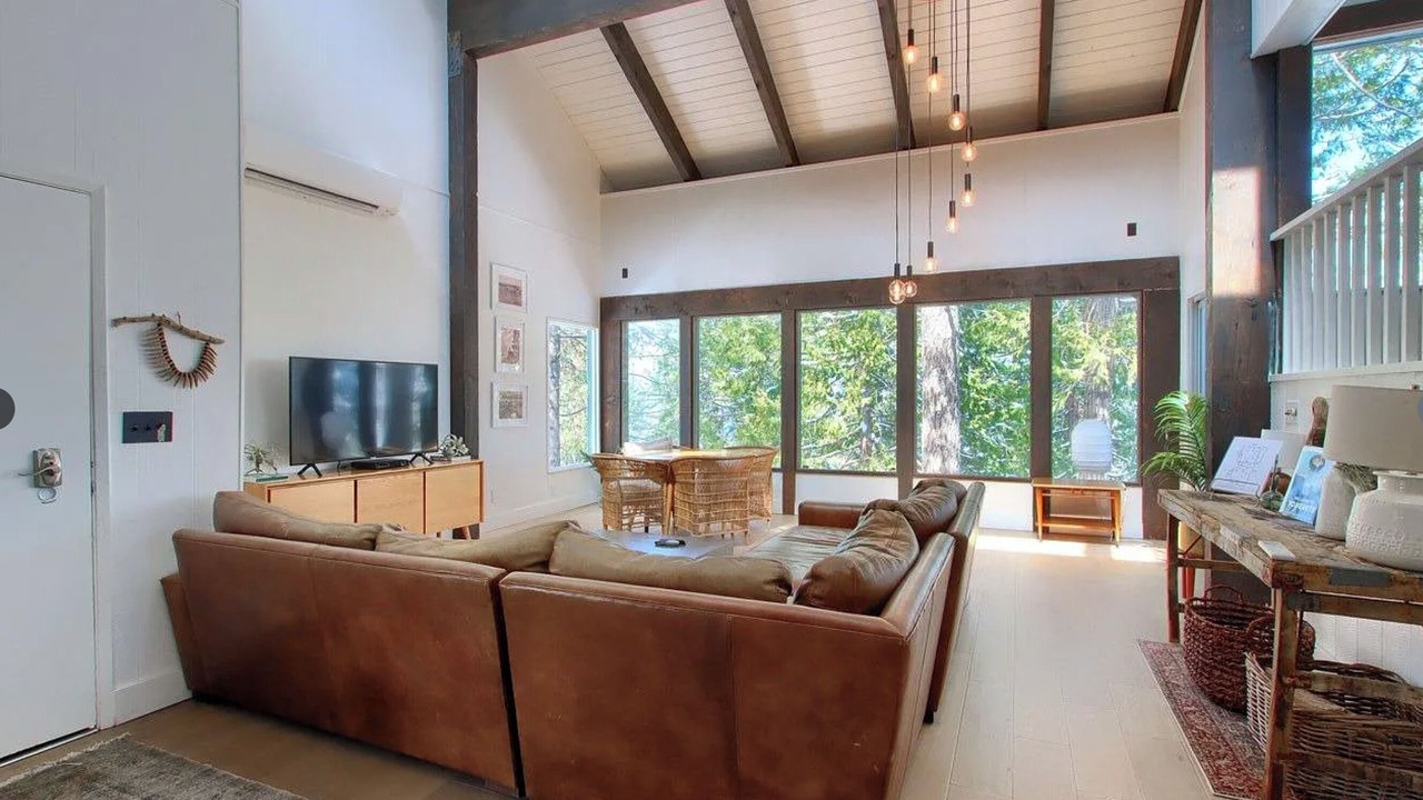 Photo of Livingroom in Yosemite National Park