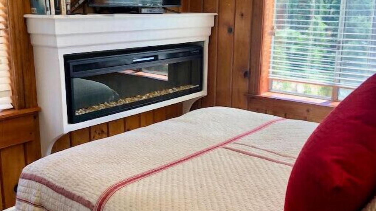 Photo of Bedroom in Midpines