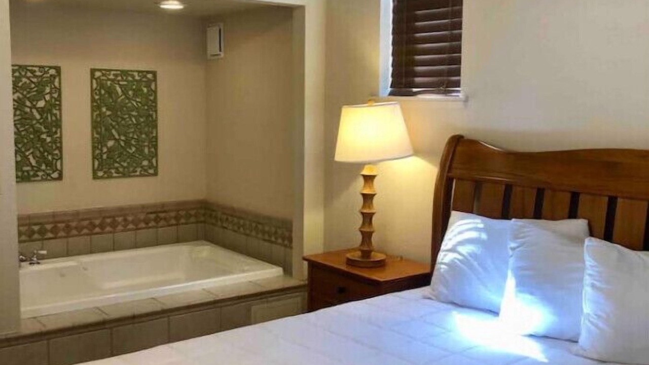 Photo of Bedroom in El Portal
