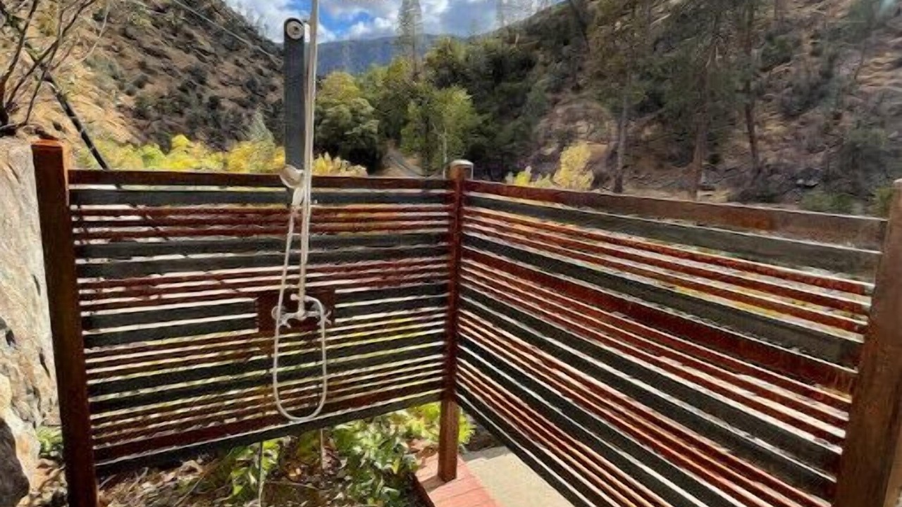 Photo of Outdoor in El Portal