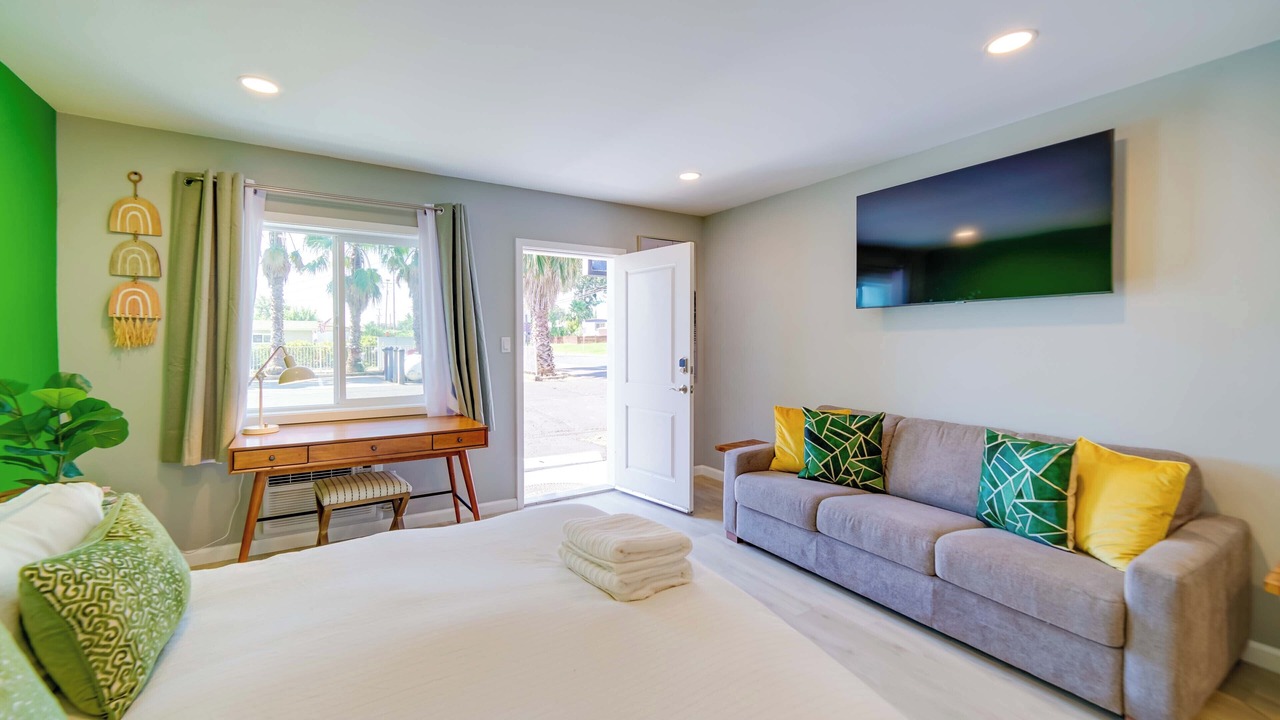 Photo of Bedroom in North Lakeport