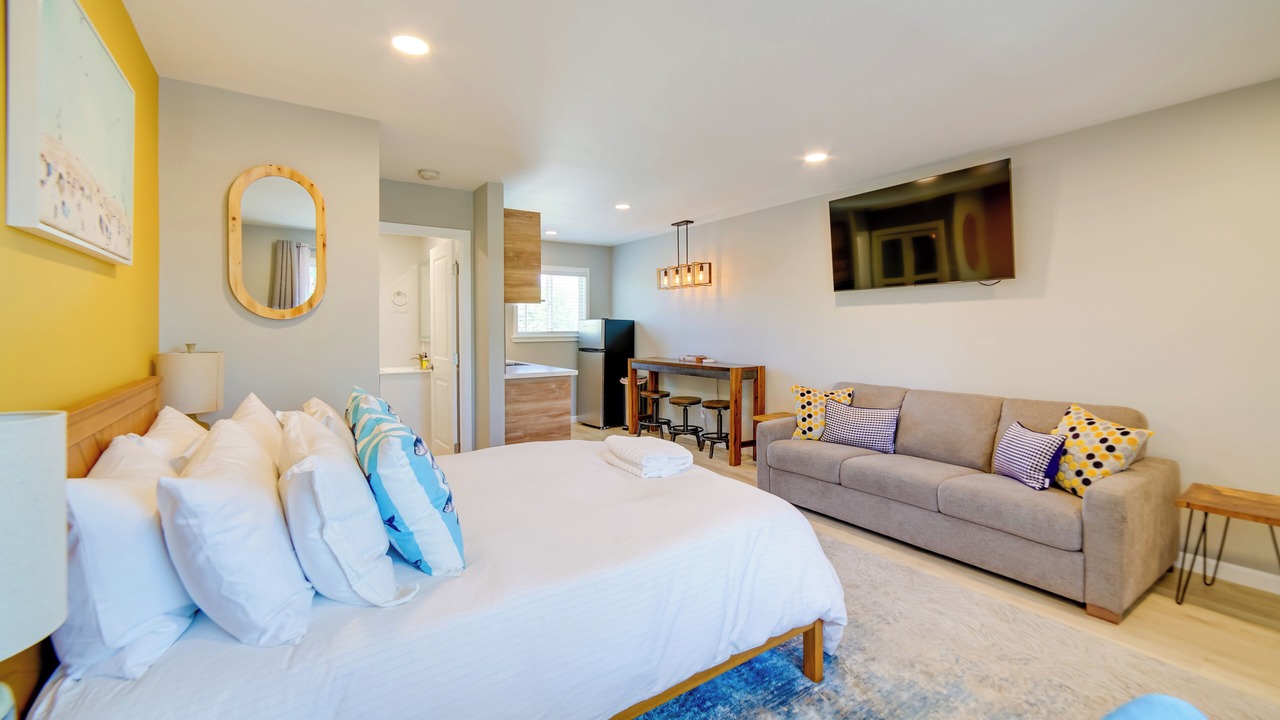 Photo of Bedroom in North Lakeport