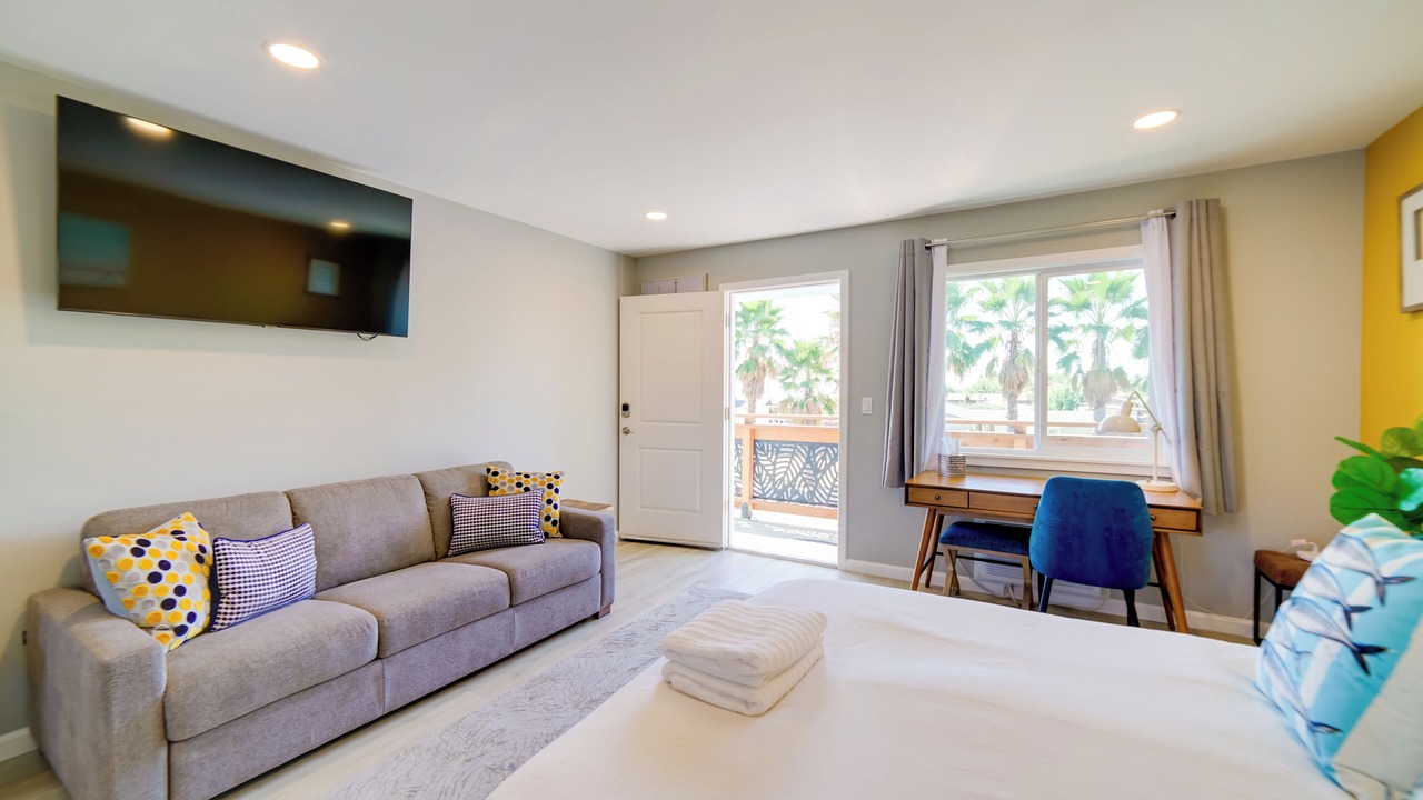 Photo of Bedroom in North Lakeport