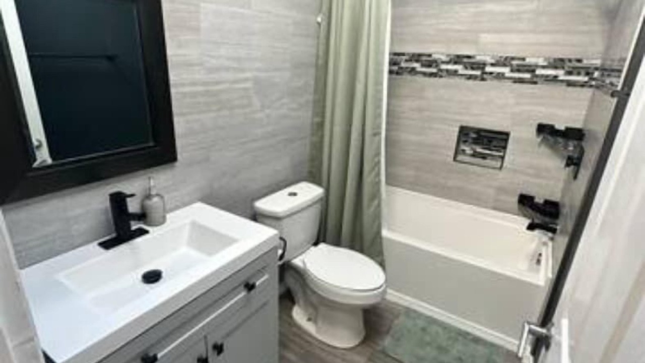Photo of Bathroom in Ruch