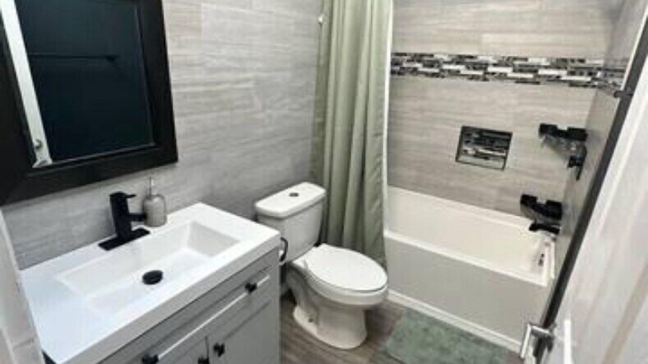 Photo of Bathroom in Ruch