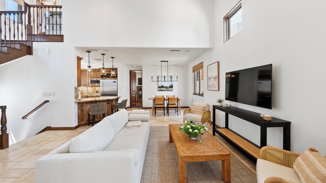 Photo of Livingroom in Corona del Mar