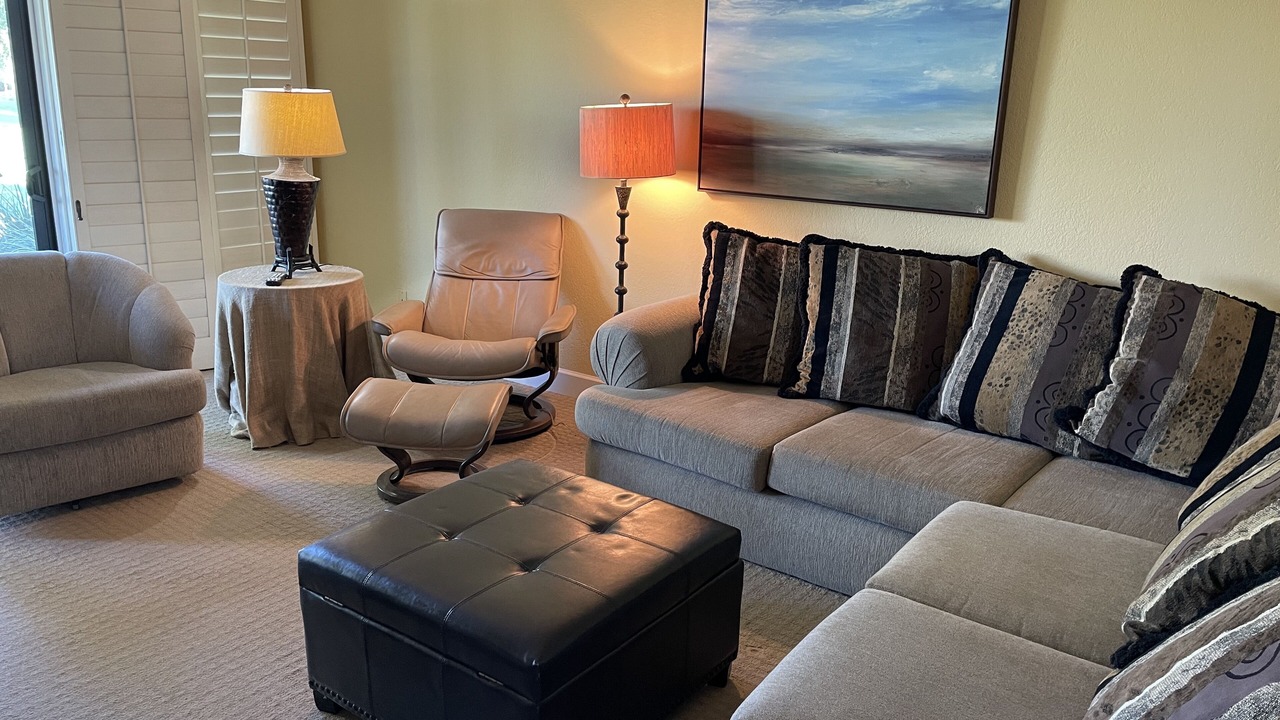 Photo of Livingroom in Palm Desert