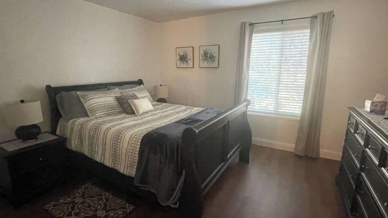 Photo of Bedroom in Downtown