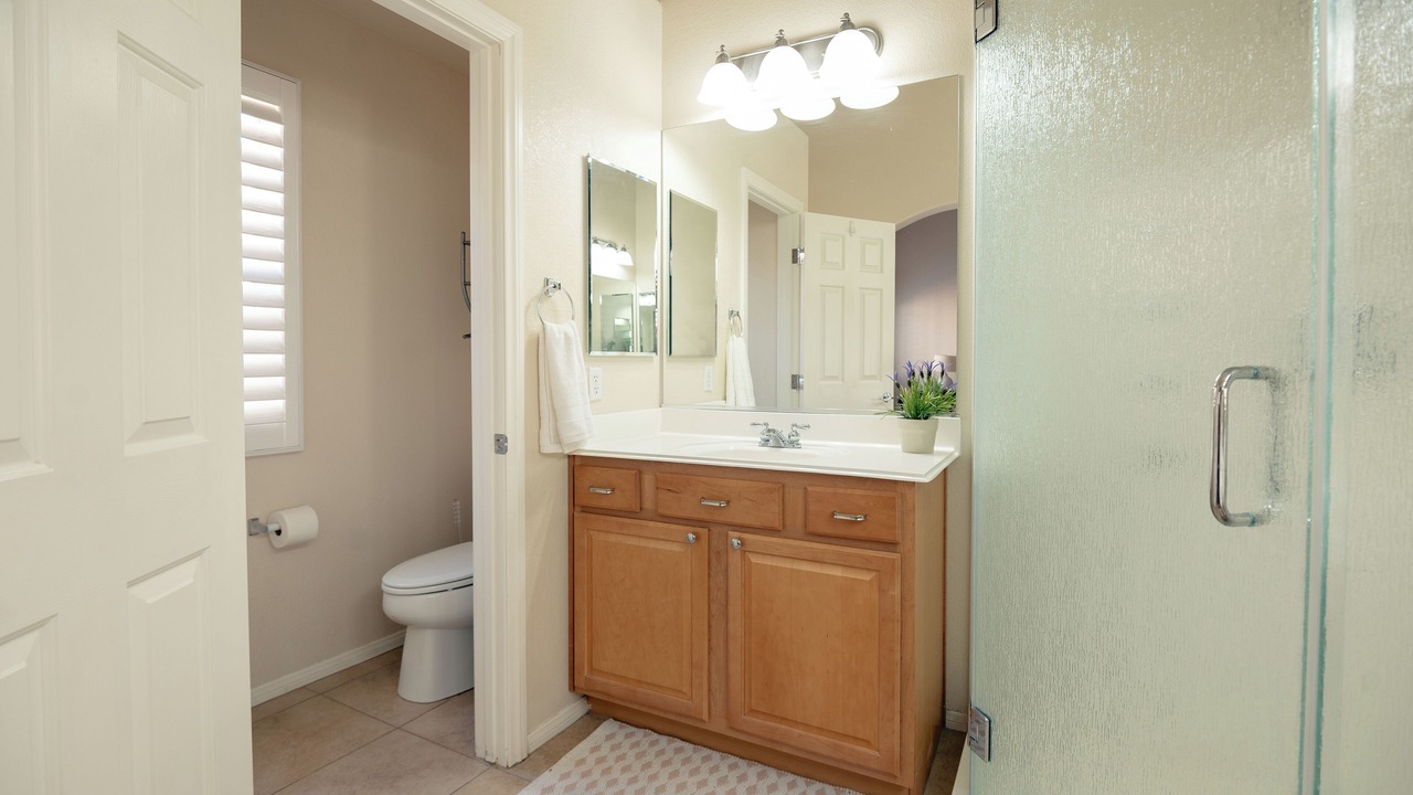 Photo of Bathroom in North Las Vegas