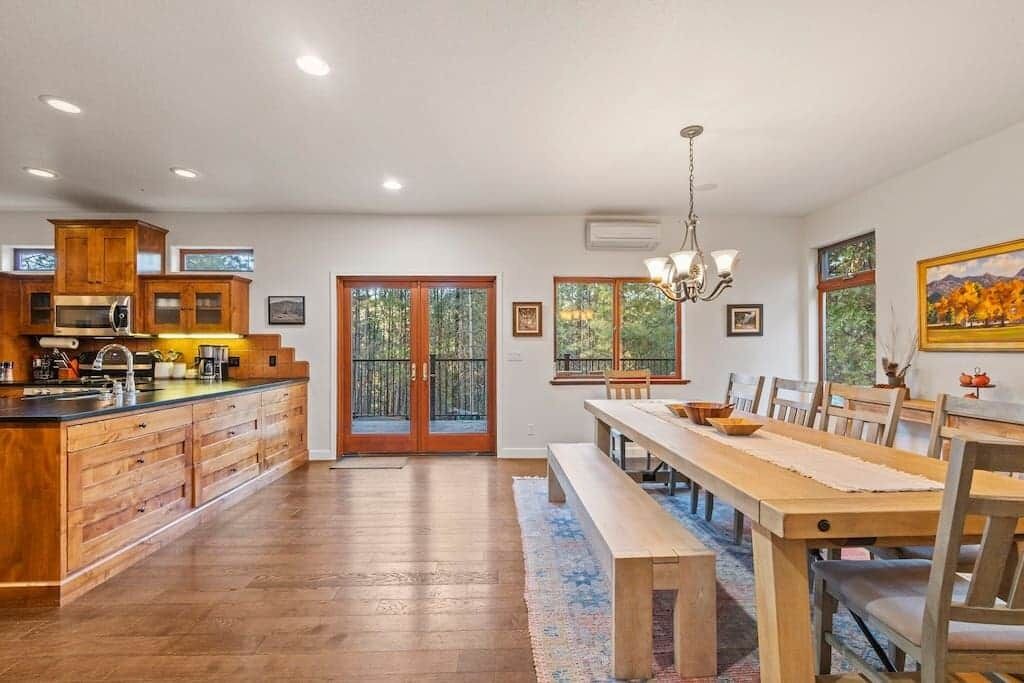 Photo of Livingroom in Coulterville