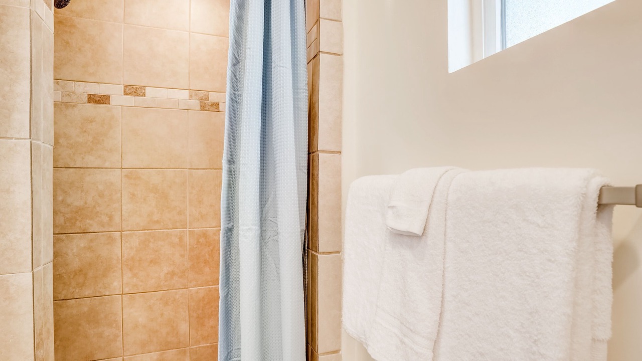 Photo of Bathroom in Sierra Tract