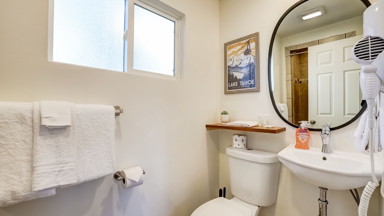 Photo of Bathroom in Sierra Tract