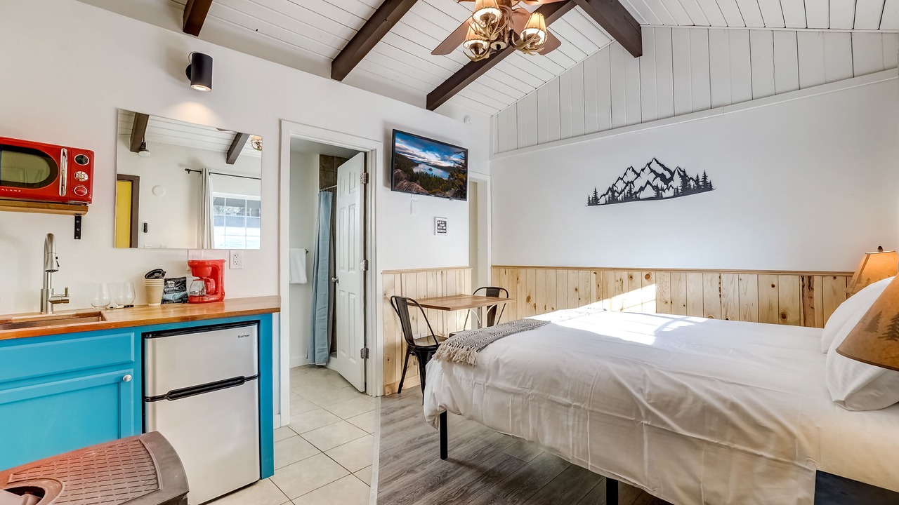 Photo of Bedroom in Sierra Tract