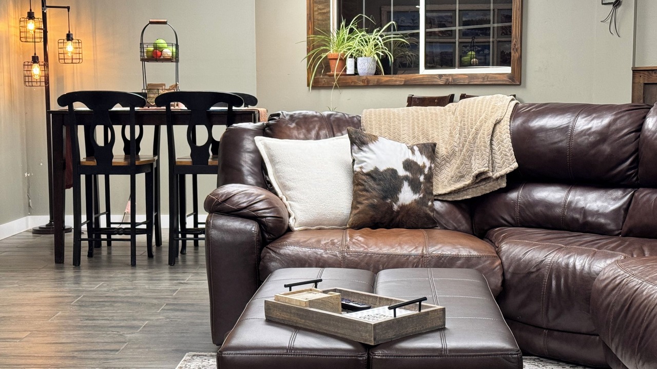 Photo of Livingroom in New Harmony