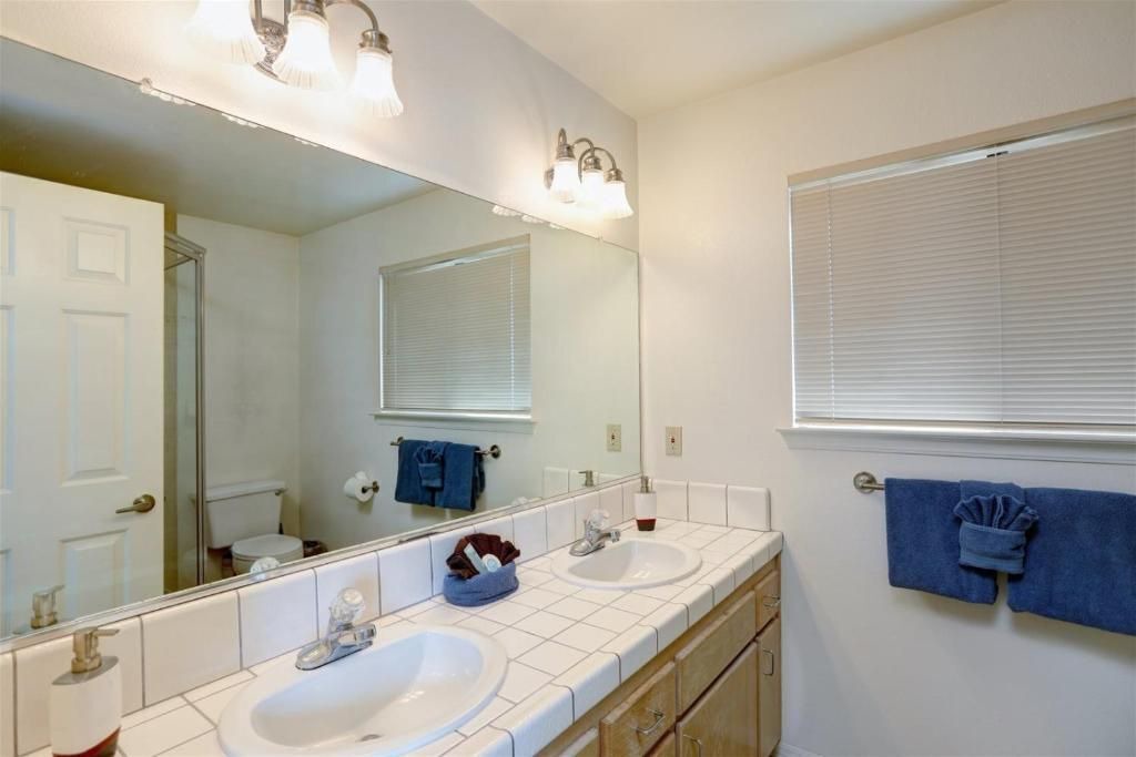 Photo of Bathroom in Grover Beach