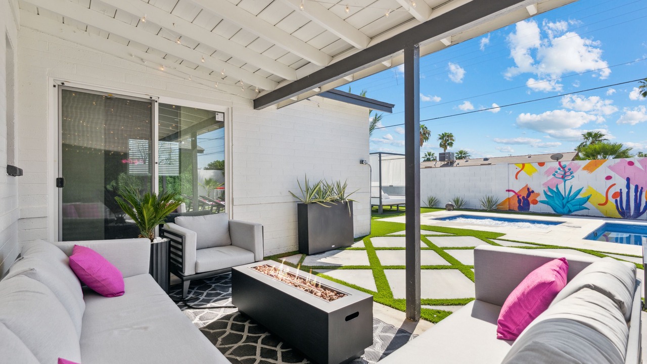 Photo of Patio Balcony in Papago Parkway