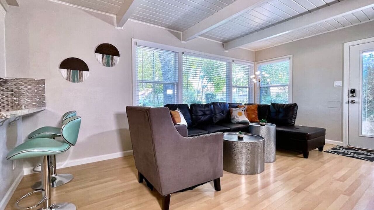 Photo of Livingroom in West Sacramento