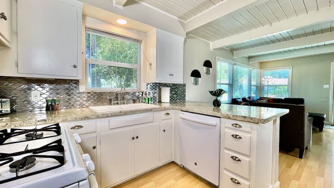 Photo of Kitchen in West Sacramento