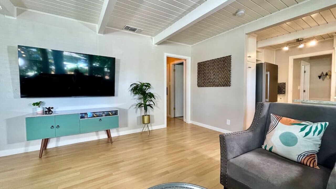 Photo of Livingroom in West Sacramento