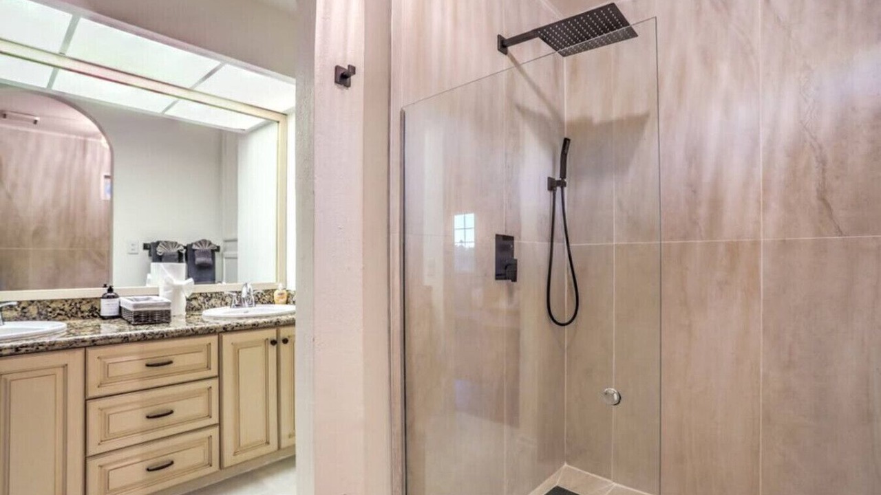 Photo of Bathroom in Paradise