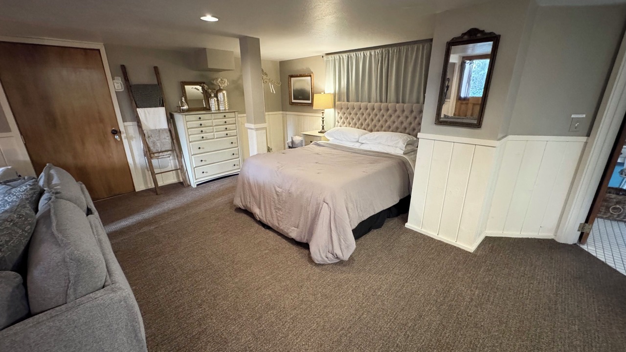 Photo of Bedroom in Nevada City