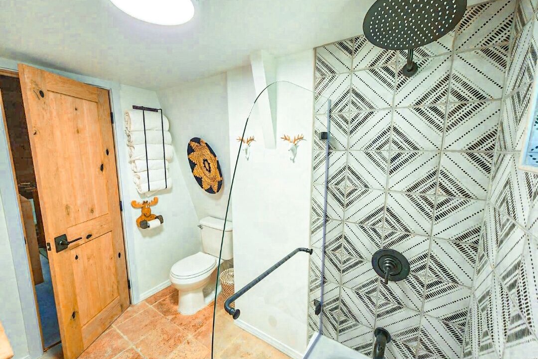 Photo of Bathroom in Blue Jay