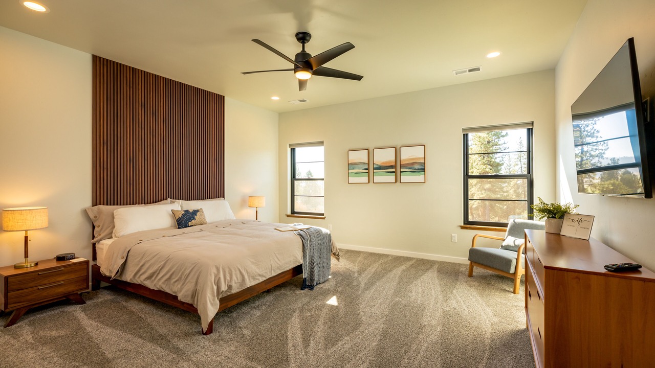 Photo of Bedroom in Klamath Falls