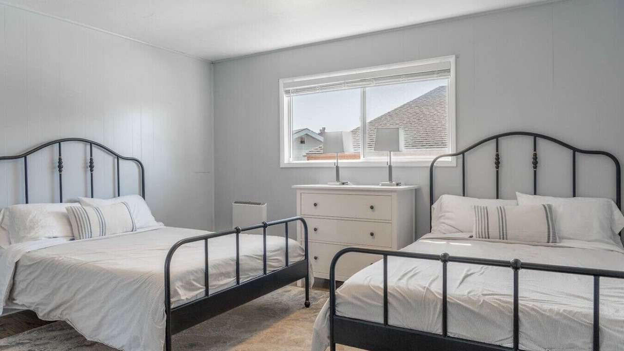 Photo of Bedroom in Crescent City North