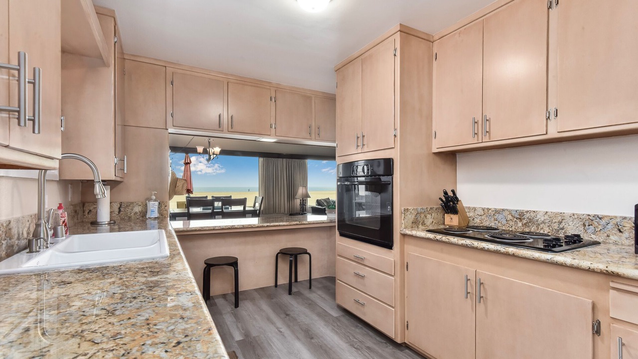 Photo of Kitchen in Santa Ana Heights