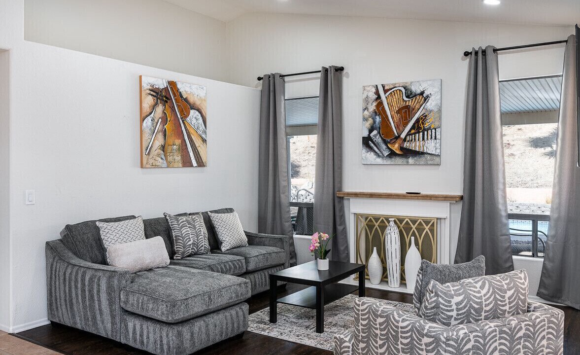 Photo of Livingroom in Rancho Del Oro