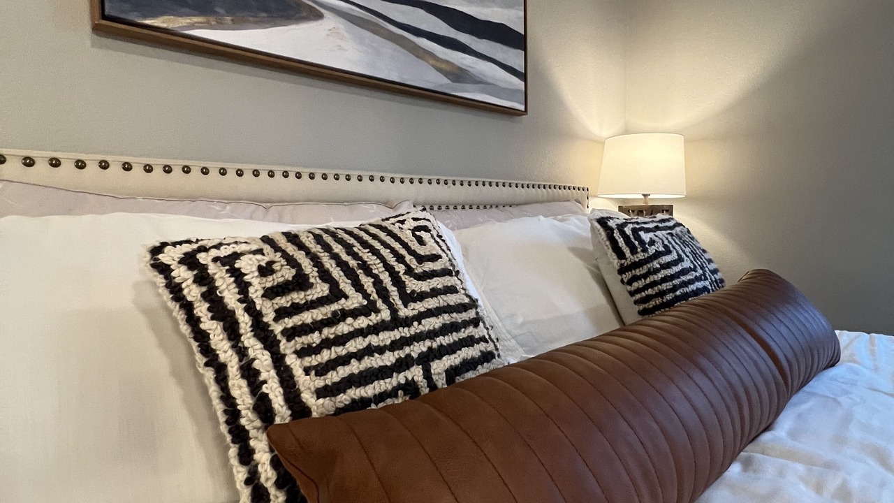 Photo of Bedroom in Woodburn