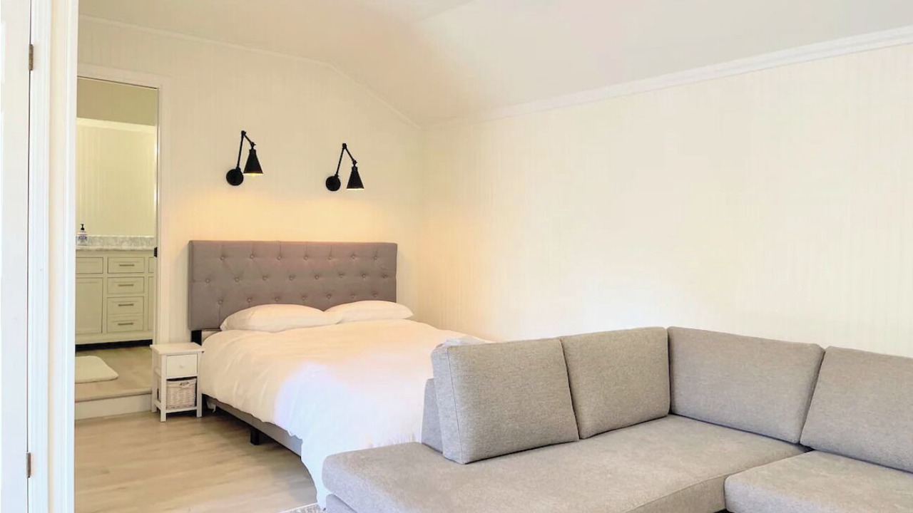 Photo of Bedroom in Geyserville