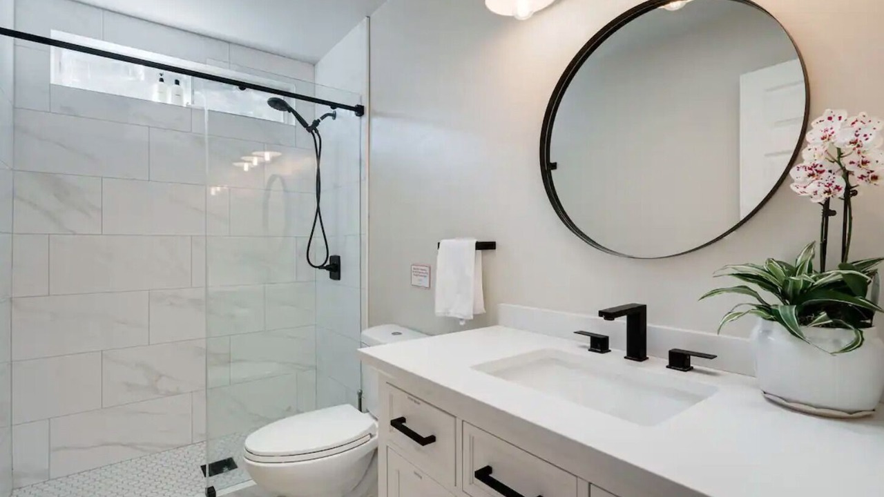 Photo of Bathroom in Geyserville