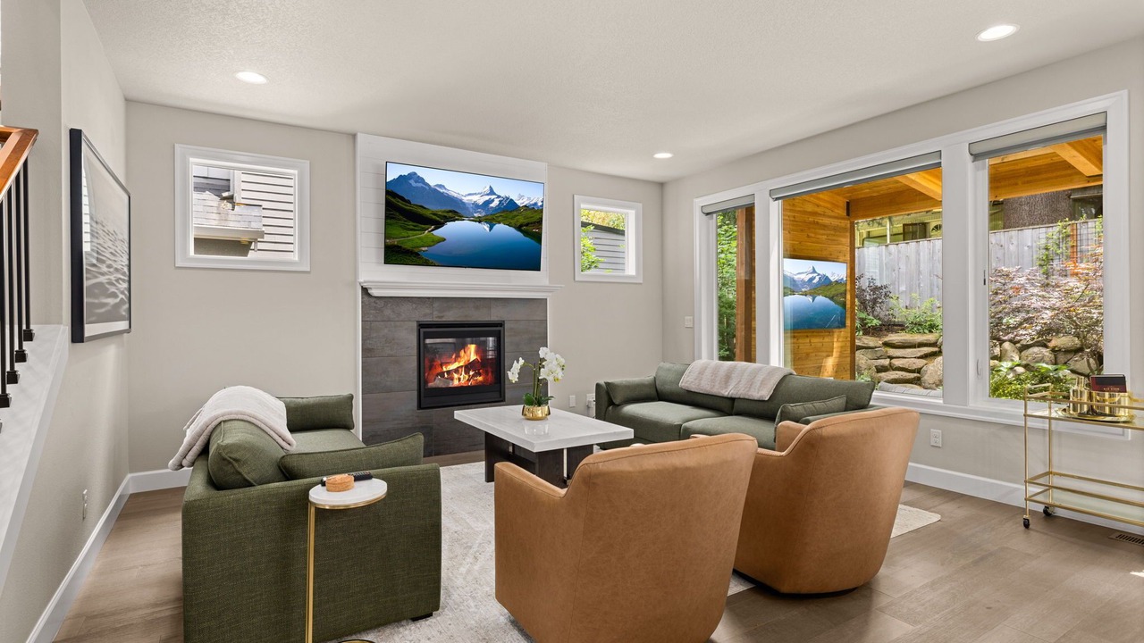 Photo of Livingroom in Marylhurst