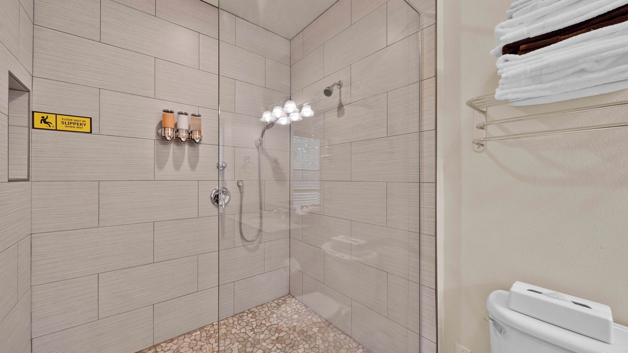 Photo of Bathroom in O'Brien