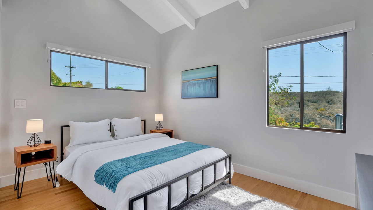Photo of Bedroom in San Onofre