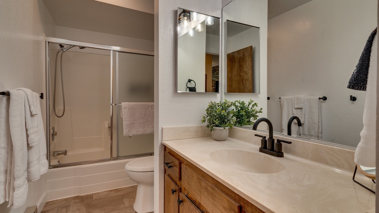 Photo of Bathroom in Plumas Eureka Estates