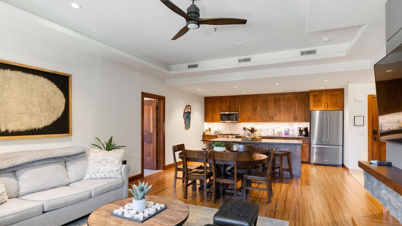 Photo of Livingroom in Lakeside Park