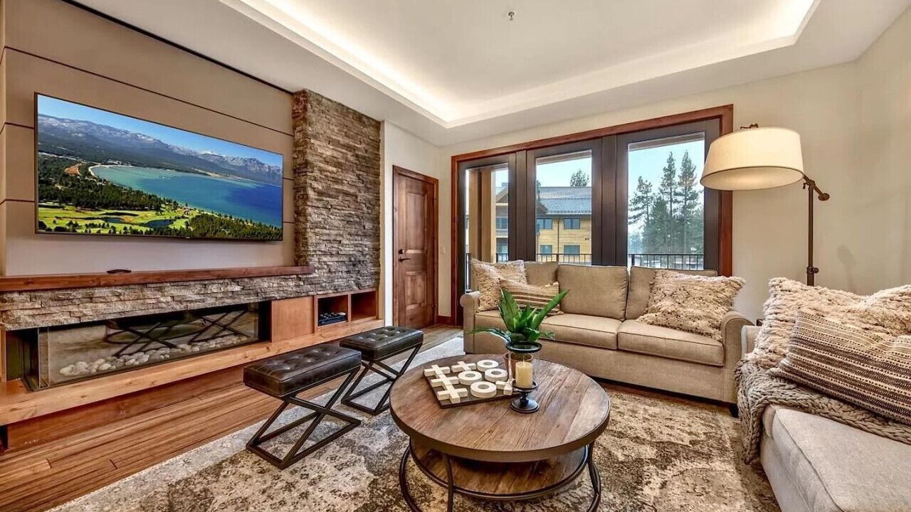 Photo of Livingroom in Lakeside Park