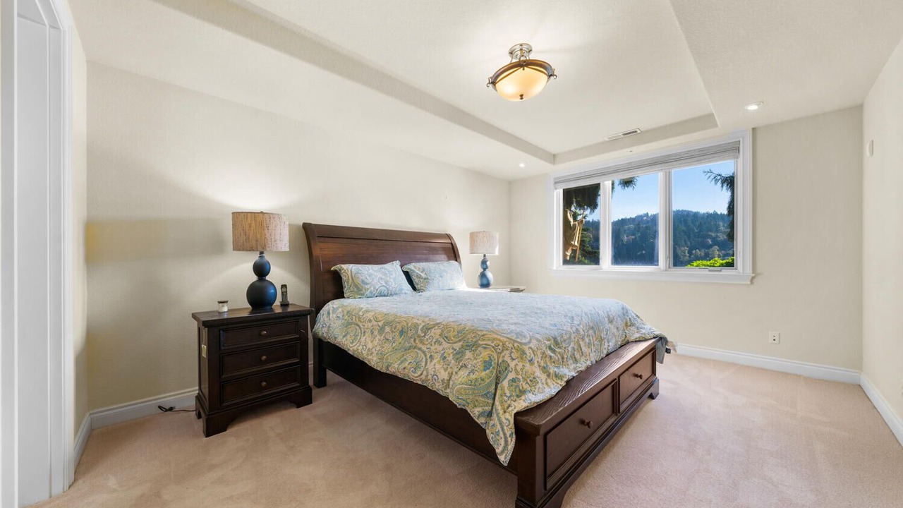 Photo of Bedroom in Lake Grove