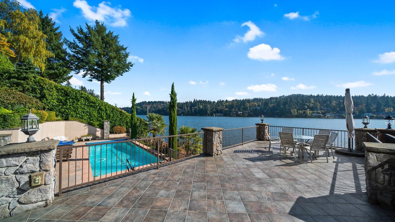 Photo of Outdoor in Lake Grove