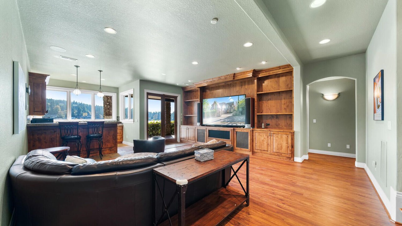 Photo of Livingroom in Lake Grove